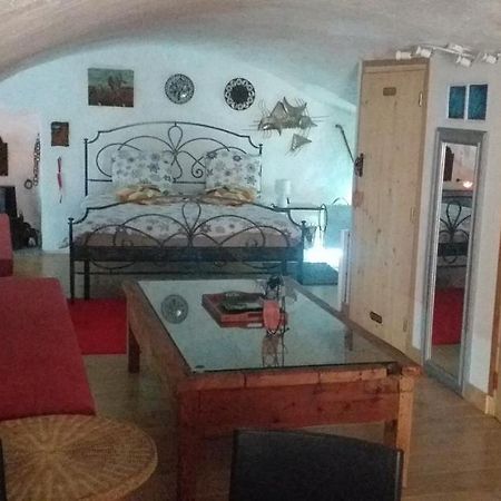 Studio atypique rue de Turin  Breil-sur-Roya Extérieur photo